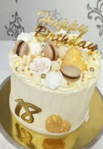 Happy Birthday 18J Gold Macarons